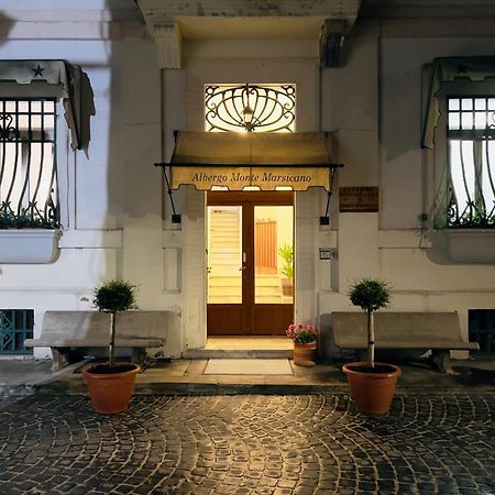Monte Marsicano Hotel เปสกัสเซโรลี ภายนอก รูปภาพ