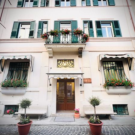 Monte Marsicano Hotel เปสกัสเซโรลี ภายนอก รูปภาพ