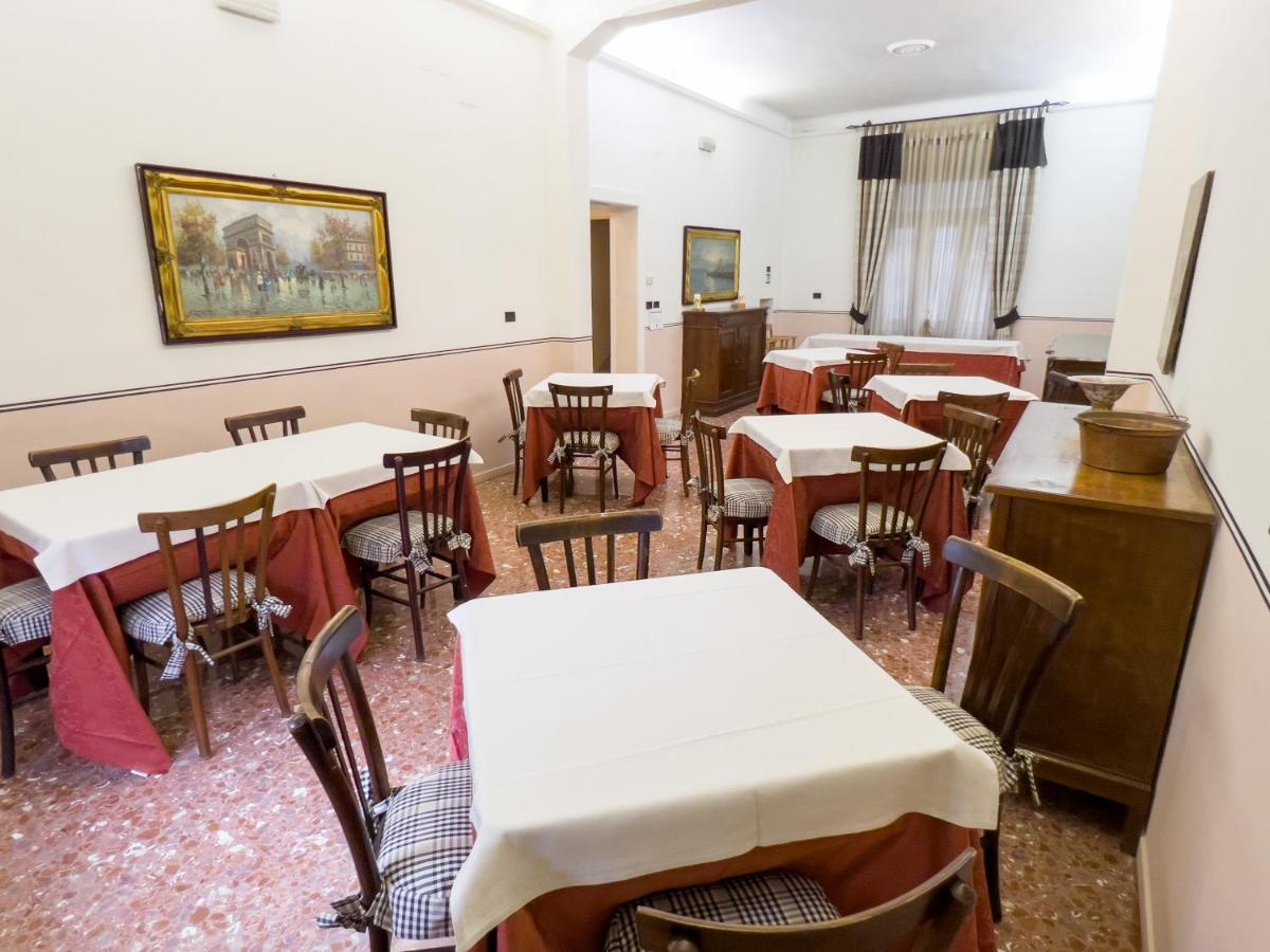 Monte Marsicano Hotel เปสกัสเซโรลี ภายนอก รูปภาพ