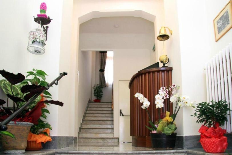 Monte Marsicano Hotel เปสกัสเซโรลี ภายนอก รูปภาพ
