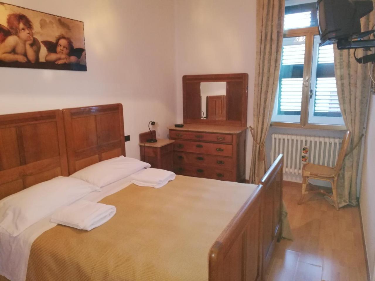Monte Marsicano Hotel เปสกัสเซโรลี ภายนอก รูปภาพ